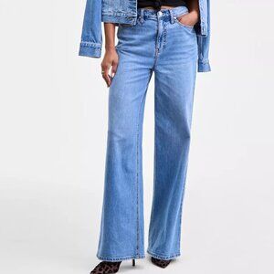 ON 34th WIDE LEG HIGH RISE JEANS STRETCH DENIM LIGHT WASH sz 12/31